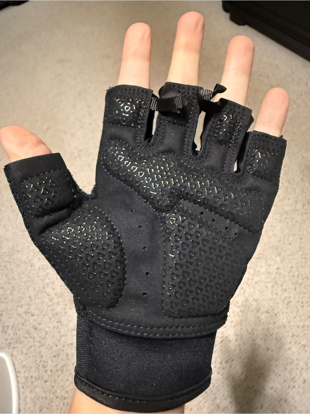 Atercel Workout Gloves with Wrist Support - Black - Size Small NIP